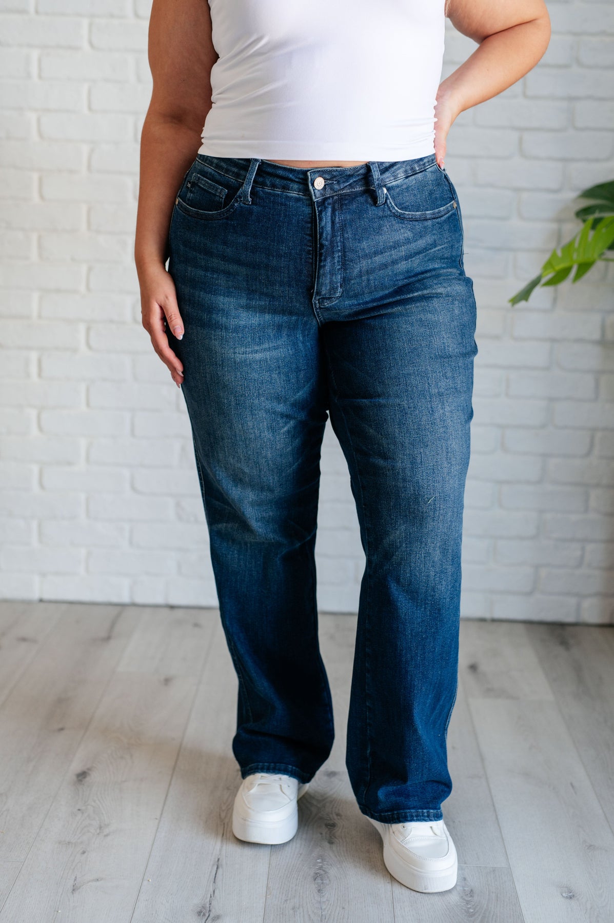 Judy Blue Tummy Control Straight Jeans