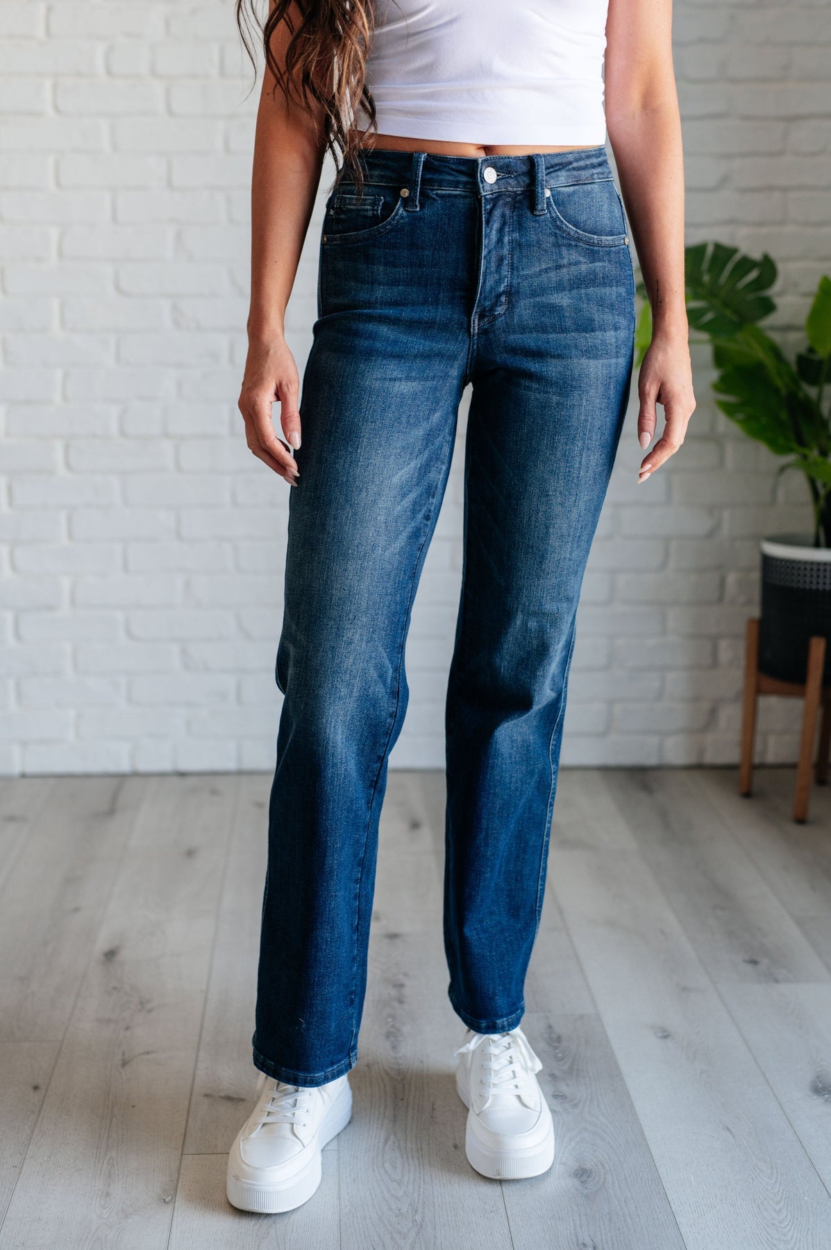 Judy Blue Tummy Control Straight Jeans