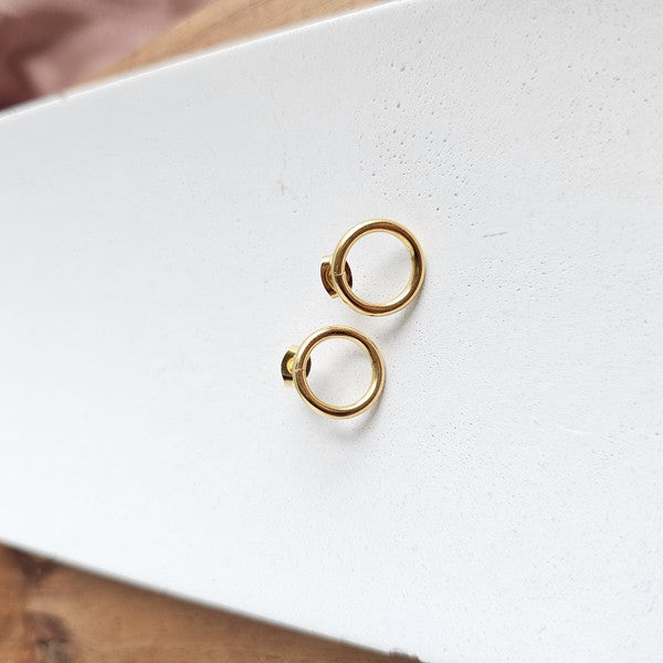 Luxe Gold Oriana Studs - Medium