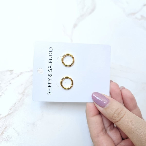 Luxe Gold Oriana Studs - Medium