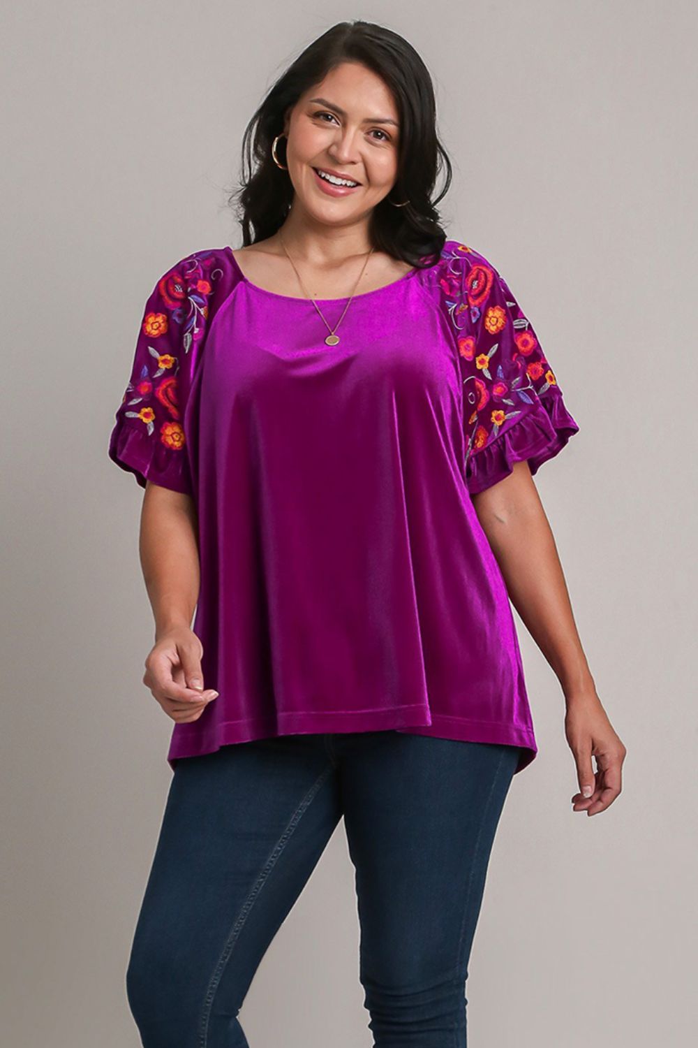 Velvet Embroidery Short Sleeve Blouse in Violet