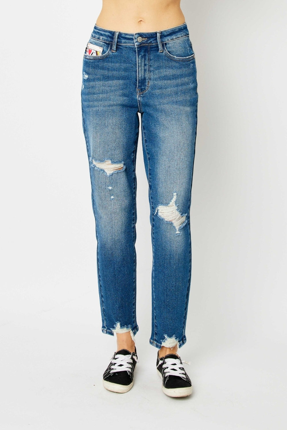 Judy Blue Queen of Hearts Distressed Slim Jeans