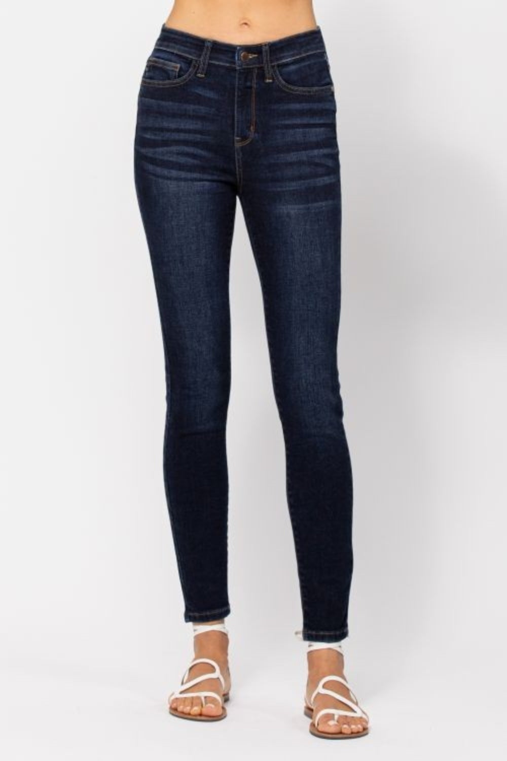 Judy Blue Handsand Skinny Jeans in Dark