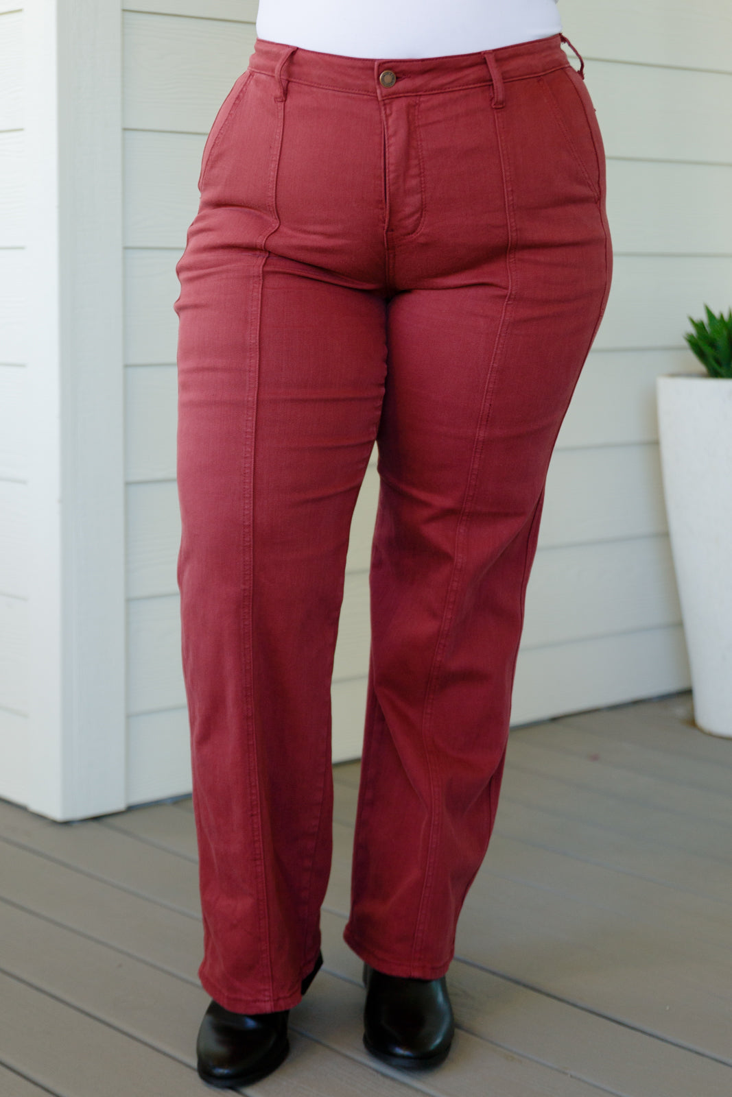 Judy Blue Phoebe High Rise Front Seam Straight Jeans - Burgundy