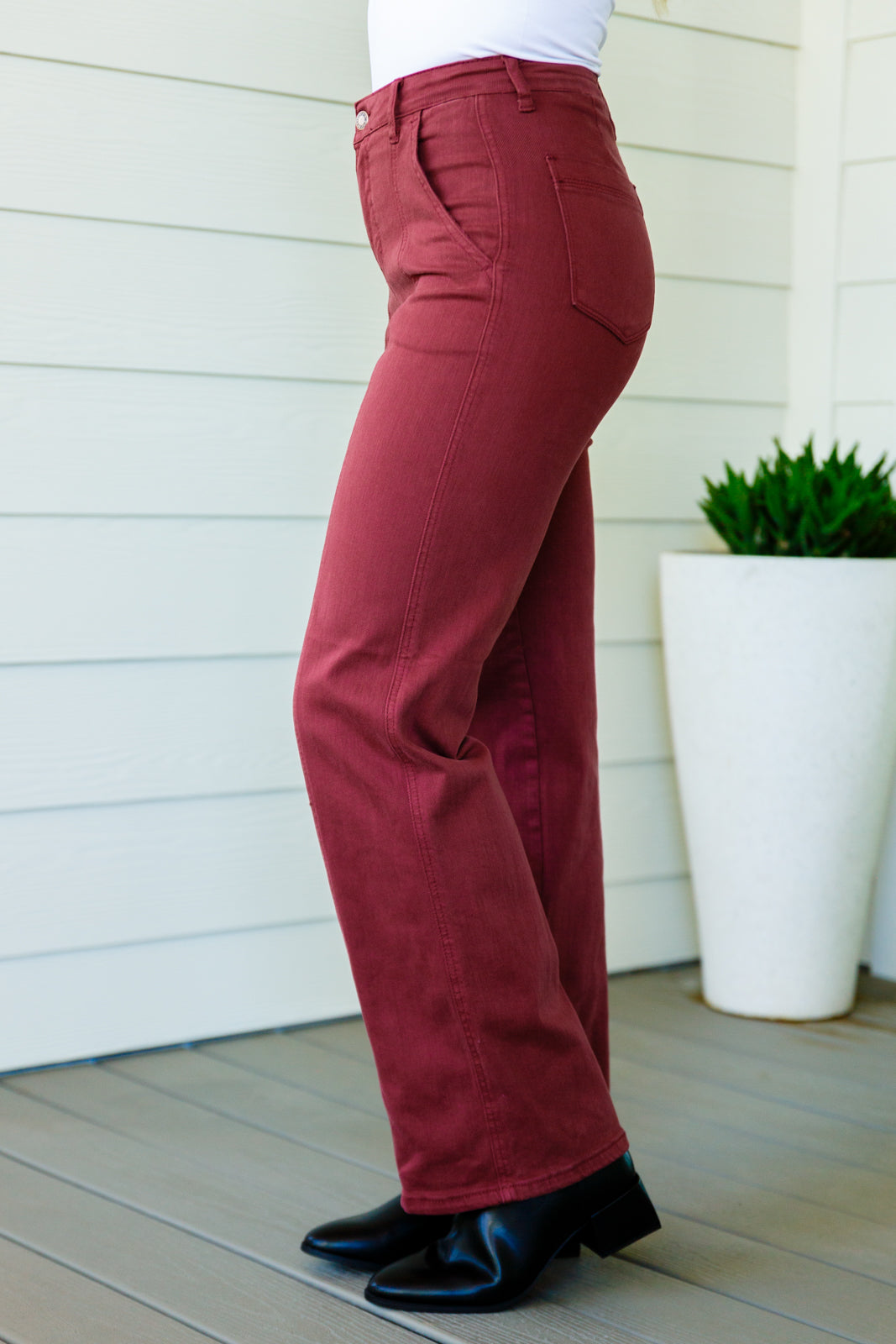 Judy Blue Phoebe High Rise Front Seam Straight Jeans - Burgundy