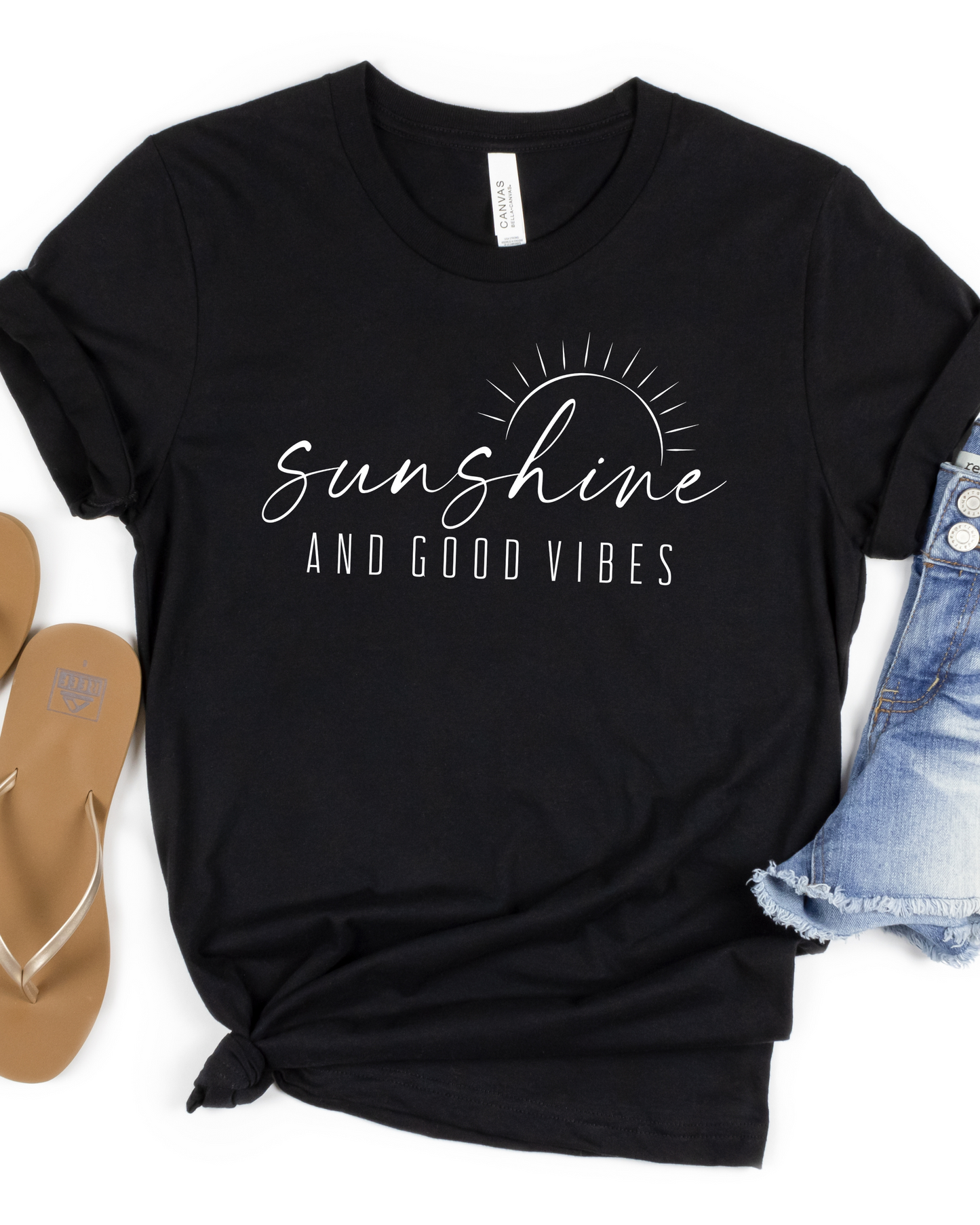 SUNSHINE & GOOD VIBES TEE